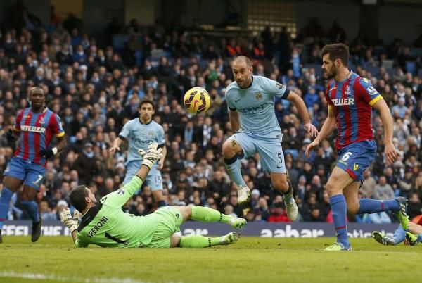 2014-12-20t133651z_1659820258_lr1eack11t434_rtrmadp_3_soccer-england_reuters