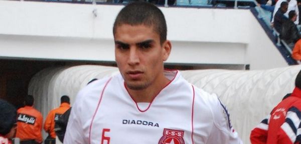 لاعب الملعب التونسي حاتم البجاوي