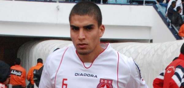  لاعب الملعب التونسي حاتم البجاوي