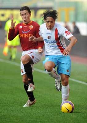 البيروفي خوان مانويل فارجاس.