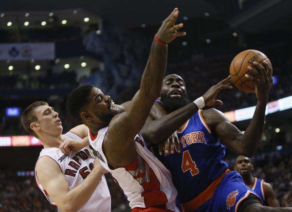 2014-12-21t221849z_707638855_nocid_rtrmadp_3_nba-new-york-knicks-at-toronto-raptors_reuters