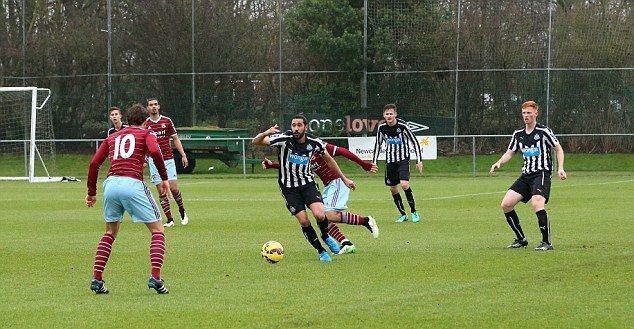 2438B84900000578-2883540-image-a-89_1419259448146