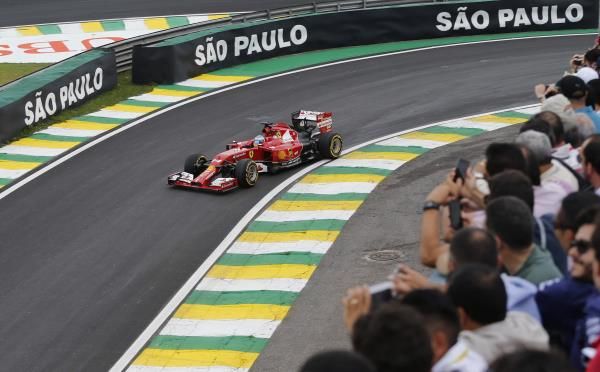 2014-11-08t171315z_928287263_gm1eab903au01_rtrmadp_3_motor-racing-prix_reuters