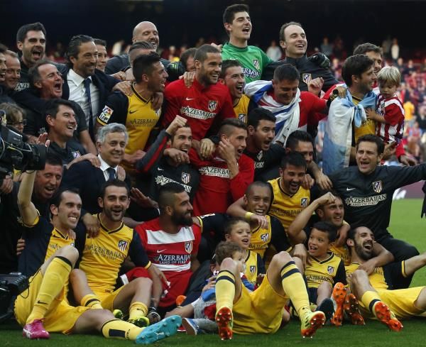 أتلتيكو تُوِّج بلقب الدوري الإسباني ، وصعد لنهائي دوري أبطال أوروبا