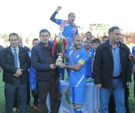 جانب من تتويج كفرسوم