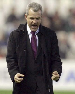 المكسيكي خافيير أجيري المدير الفني لفريق أتلتيكو مدريد 