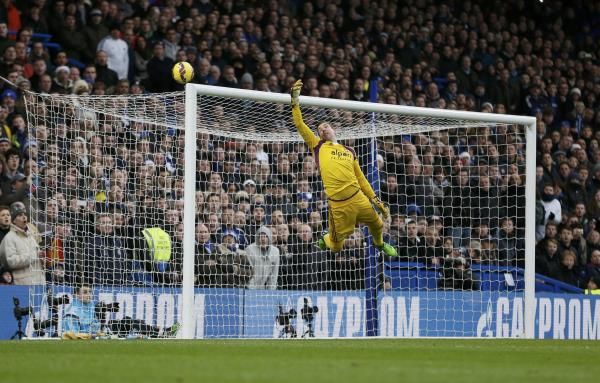 2014-12-26t142617z_1525291438_lr1eacq143jl6_rtrmadp_3_soccer-england_reuters
