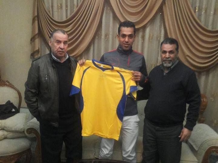 العسفا يعرض قميص فريقه الجديد