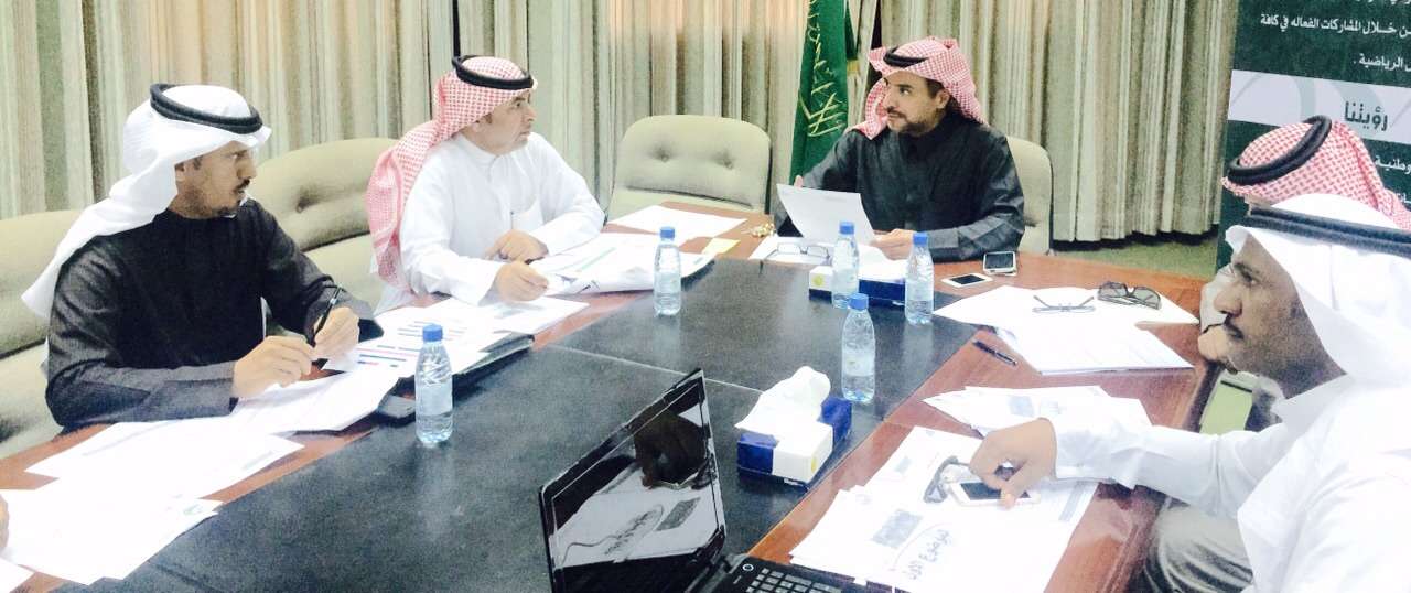 جانب من الاجتماع الذي ترأسة خالد التويجري