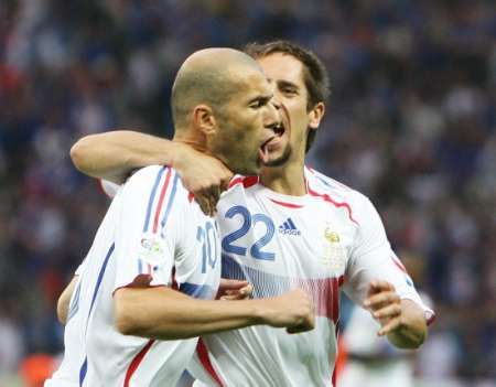 زيدان ودع الملاعب والأنظار تتجه إلى فرانك ريبري