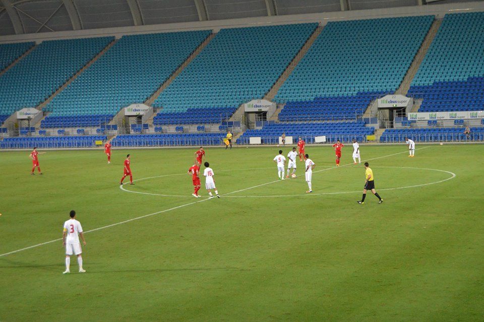 من لقاء الأردن والإمارات اليوم.. ومدرجات فارغة