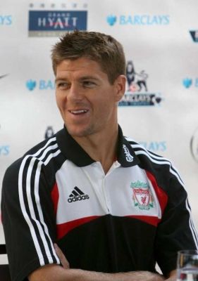 قائد نادي ليفربول ستيفن جيرارد