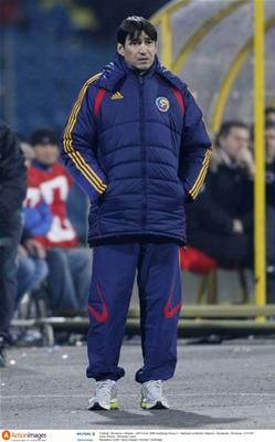 فيكتور بيتوركا مدرب المنتخب الروماني