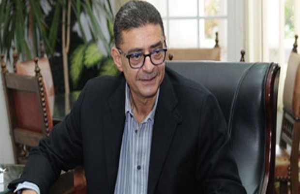 محمود طاهر 