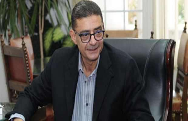 محمود طاهر 