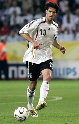 مايكل بالاك قائد المنتخب الالماني 