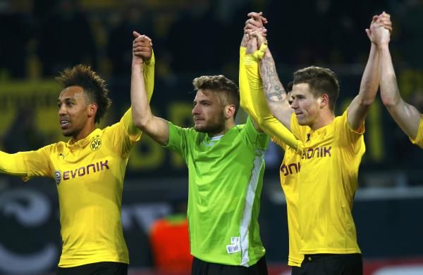 2014-12-09t215110z_816059418_lr1eac91op02k_rtrmadp_3_soccer-champions_reuters
