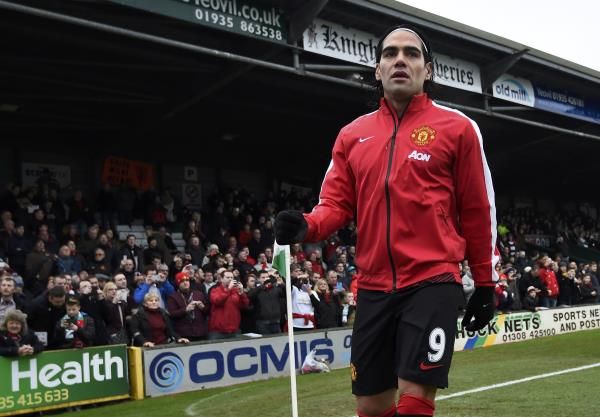 2015-01-04t153827z_387850843_lr1eb1417fss0_rtrmadp_3_soccer-england-cup_reuters