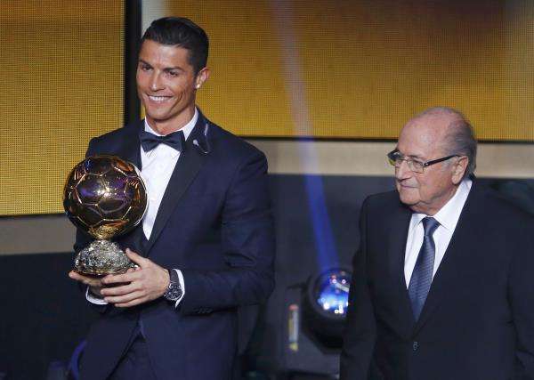 2015-01-12t192103z_1893833505_lr2eb1c1hqtok_rtrmadp_3_soccer-awards_reuters