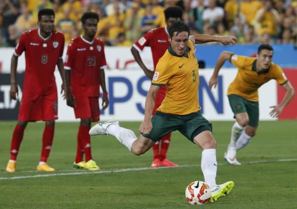 2015-01-13t101752z_1668380955_sr1eb1d0slaaf_rtrmadp_3_soccer-asia_reuters