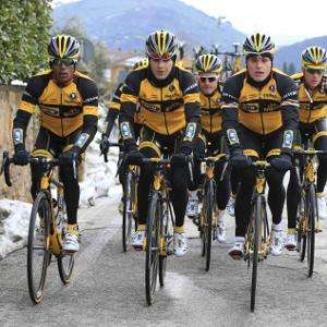 mtn-qhubeka_team-140402-g300