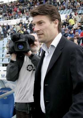 المدرب الدنماركي مايكل لاودروب 