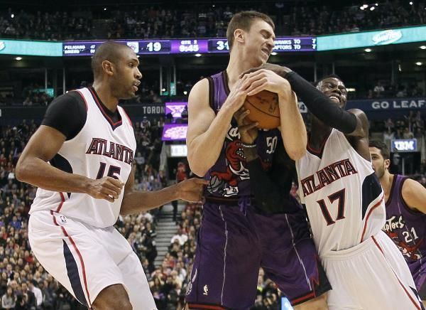 2015-01-17t031346z_627784706_nocid_rtrmadp_3_nba-atlanta-hawks-at-toronto-raptors_reuters