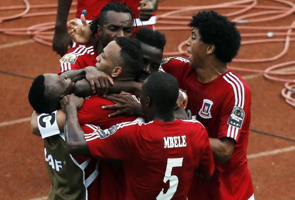 فرحة هدف التقدم لمنتخب غينيا الإستوائية