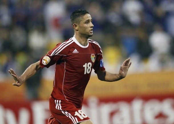 عبد الفتاح يركض فرحاً بتسجيله هدفا بمرمى اليابان "2011" بالدقيقة "45".