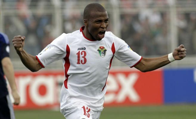  بني عطية يطير فرحاً بتسجيله هدفا باليابان بتصفيات المونديال وبالدقيقة 