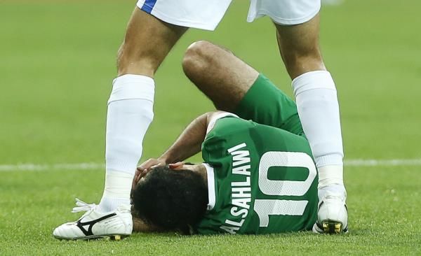 2015-01-18t094303z_688282386_sr1eb1i0qzf3z_rtrmadp_3_soccer-asia_reuters