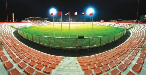  استاد راشد بالنادي الأهلي بدبي.