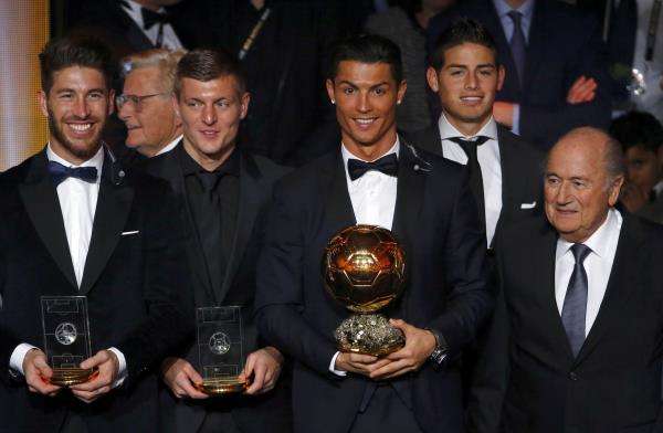 2015-01-12t200941z_2053652965_lr2eb1c1jztqf_rtrmadp_3_soccer-awards_reuters