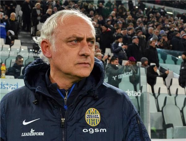  اندريا ماندورليني