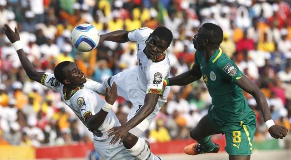2015-01-19t170439z_418140270_gm1eb1k02sy01_rtrmadp_3_soccer-nations_reuters