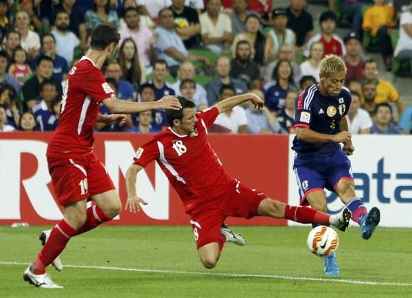 2015-01-20t110156z_415610517_sr1eb1k0ump5i_rtrmadp_3_soccer-asia_reuters