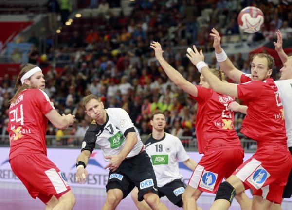 2015-01-20t192649z_480968221_lr2eb1k1i0eu8_rtrmadp_3_handball-world_reuters