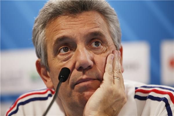  كلود أونيستا