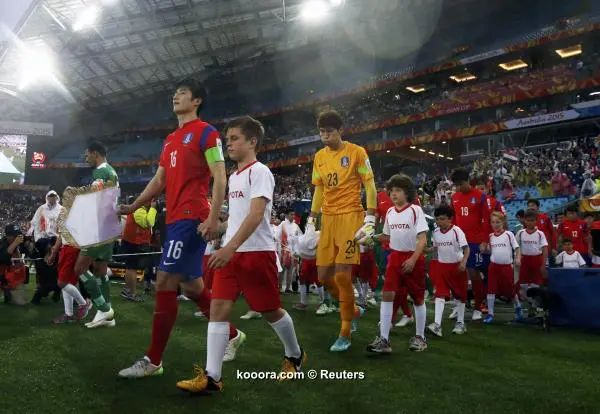 ?i=reuters%2f2015-01-26%2f2015-01-26t090533z_1374076916_sr1eb1q0p8smw_rtrmadp_3_soccer-asia_reuters
