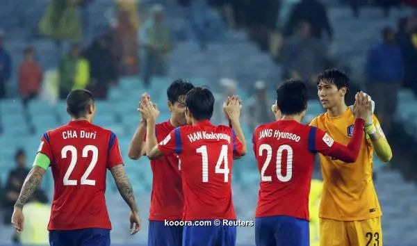 ?i=reuters%2f2015-01-26%2f2015-01-26t111623z_1123271028_sr1eb1q0vatsy_rtrmadp_3_soccer-asia_reuters