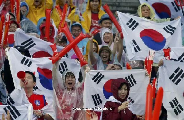 ?i=reuters%2f2015-01-26%2f2015-01-26t085334z_1344208725_sr1eb1q0oosmo_rtrmadp_3_soccer-asia_reuters