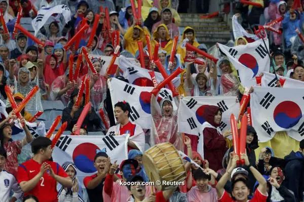 ?i=reuters%2f2015-01-26%2f2015-01-26t085325z_1604006463_sr1eb1q0ookmn_rtrmadp_3_soccer-asia_reuters
