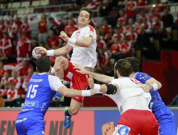 2015-01-26t201505z_434348942_lr2eb1q1k8vgw_rtrmadp_3_handball-world_reuters