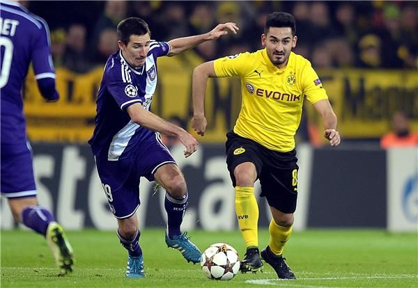 كليستان ( يسار)