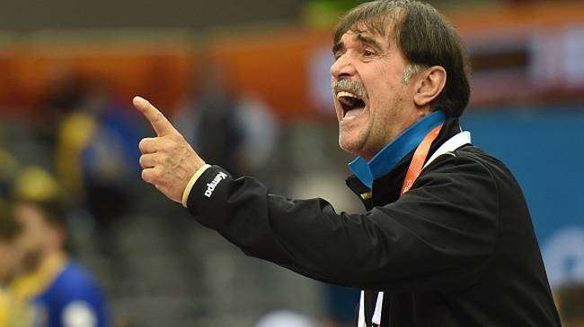 حسن افنديتش مدرب الجزائر المُقال