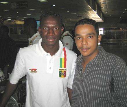 نجم ريال مدريد مامادو ديارا مع مراسل الموقع فراس طنون