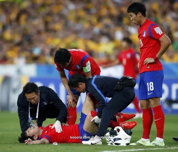 ?i=reuters%2f2015-01-31%2f2015-01-31t093014z_423804902_sr1eb1v0qdoez_rtrmadp_3_soccer-asia_reuters