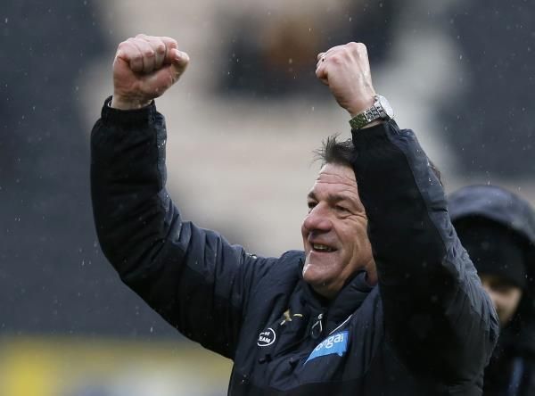 2015-01-31t144336z_1329770362_lr2eb1v14wex7_rtrmadp_3_soccer-england_reuters