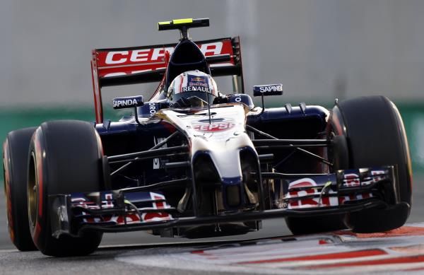 2014-11-22t155339z_883051314_gm1eabm1tvh01_rtrmadp_3_motor-racing-prix_reuters