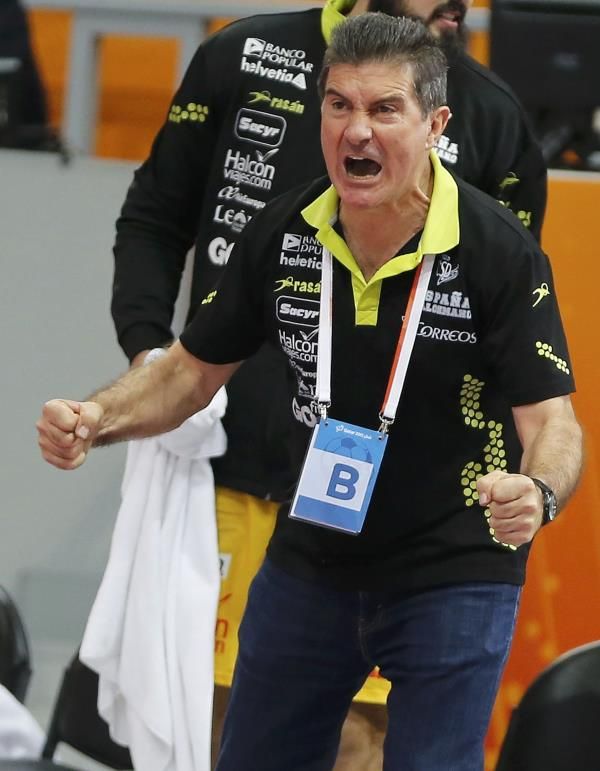 2015-02-01t170104z_247332370_lr2eb211b9h8l_rtrmadp_3_handball-world_reuters